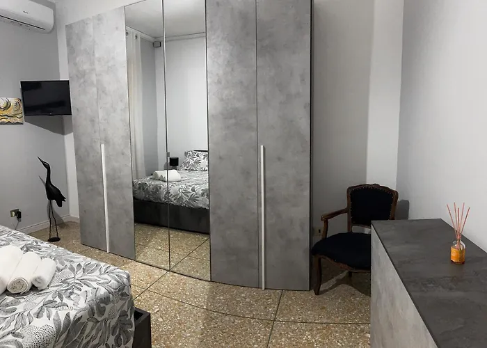 Giosephine House